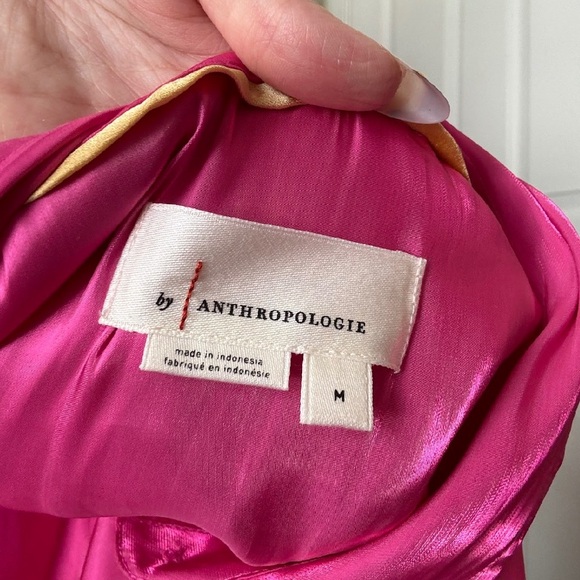 ANTHROPOLOGIE NWOT PINK SILKY IRIDESCENT BUTTON DOWN MEDIUM - Picture 2 of 5